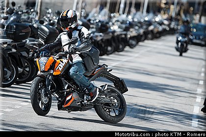 200_duke_001_ktm_2012.jpg