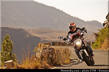 690_duke_0008_ktm_2012.jpg