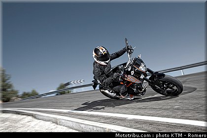 690_duke_0013_ktm_2012.jpg