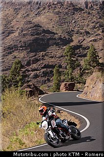 690_duke_0028_ktm_2012.jpg