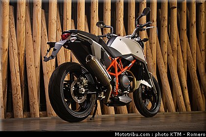 690_duke_0035_ktm_2012.jpg