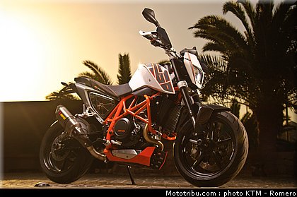 690_duke_0048_ktm_2012.jpg