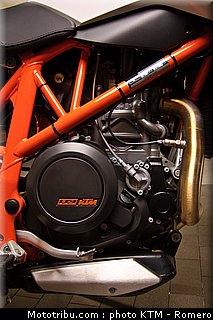 690_duke_0110_ktm_2012.jpg