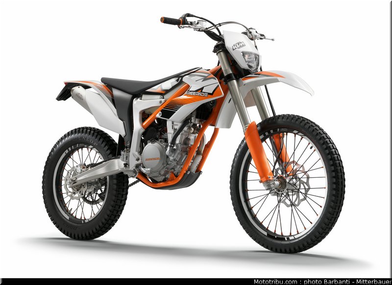 MOTO 