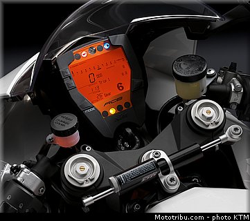 ktm_2012_rc8r_016.jpg