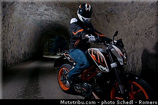 ktm_2013_390_duke_0007.jpg