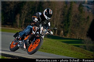 ktm_2013_390_duke_0009.jpg