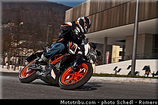 ktm_2013_390_duke_0019.jpg