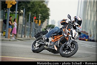 ktm_2013_390_duke_0024.jpg