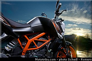 ktm_2013_390_duke_0032.jpg
