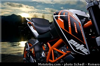 ktm_2013_390_duke_0035.jpg