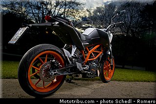 ktm_2013_390_duke_0042.jpg