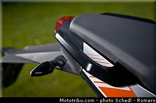 ktm_2013_390_duke_0065.jpg