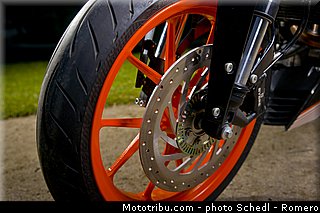 ktm_2013_390_duke_0085.jpg