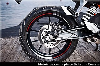 ktm_2013_390_duke_0096.jpg