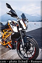 ktm_2013_390_duke_0102.jpg