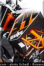 ktm_2013_390_duke_0106.jpg