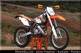 125_exc_001_ktm_2014_off_road.jpg