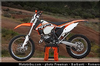 125_exc_002_ktm_2014_off_road.jpg