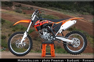 250_sxf_003_ktm_2014_off_road.jpg