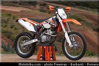 350_excf_001_ktm_2014_off_road.jpg