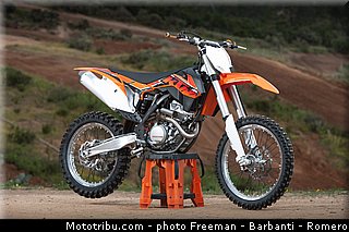 350_sxf_003_ktm_2014_off_road.jpg