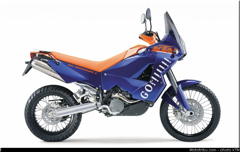 MOTO 