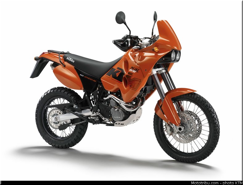 MOTO 