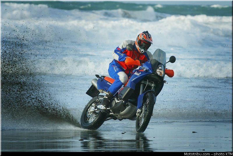 MOTO 