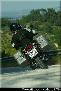ktm_2003_950_adventure_037.jpg