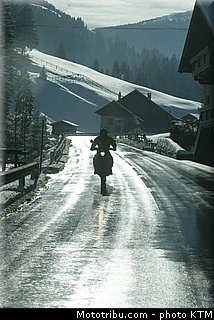 ktm_2003_950_adventure_042.jpg