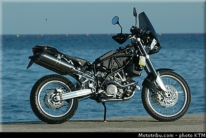ktm_2003_950_adventure_053.jpg