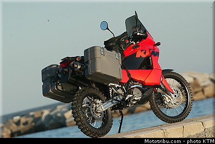 ktm_2003_950_adventure_059.jpg