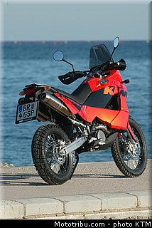 ktm_2003_950_adventure_062.jpg