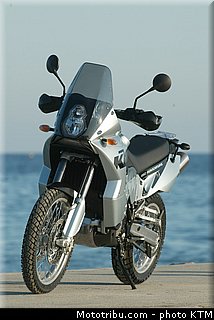 ktm_2003_950_adventure_065.jpg