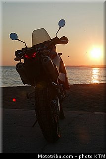 ktm_2003_950_adventure_067.jpg