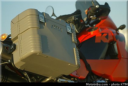 ktm_2003_950_adventure_074.jpg