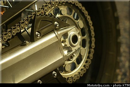 ktm_2003_950_adventure_102.jpg