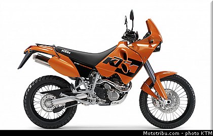 ktm_2005_640_adventure_001.jpg
