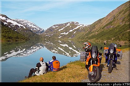ktm_2006_990_adventure_010.jpg