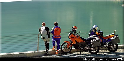 ktm_2006_990_adventure_013.jpg