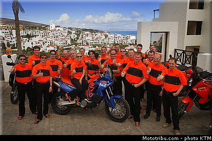 ktm_2006_990_adventure_022.jpg