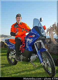 ktm_2006_990_adventure_040.jpg