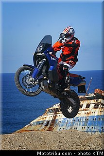 ktm_2006_990_adventure_042.jpg
