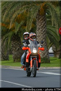ktm_2006_990_adventure_043.jpg