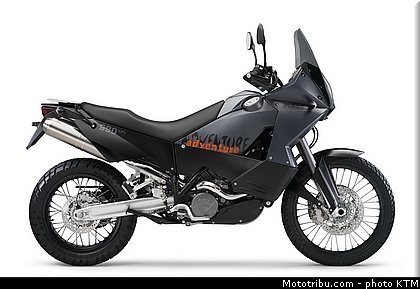 ktm_2007_990_adventure_002.jpg