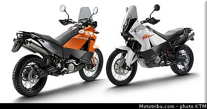 ktm_2009_990_adventure_003.jpg
