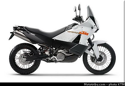 ktm_2009_990_adventure_004.jpg