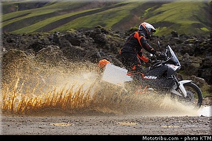 ktm_2010_990_adventure_004.jpg