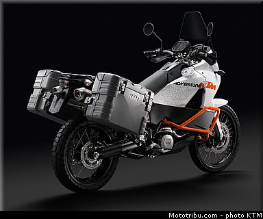 ktm_2010_990_adventure_011.jpg